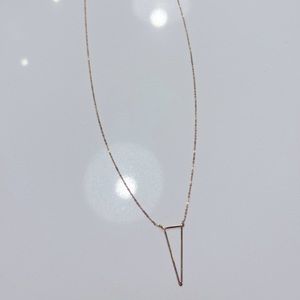 14K REAL YELLOW GOLD INVERTED TRIANGLE NECKLACE